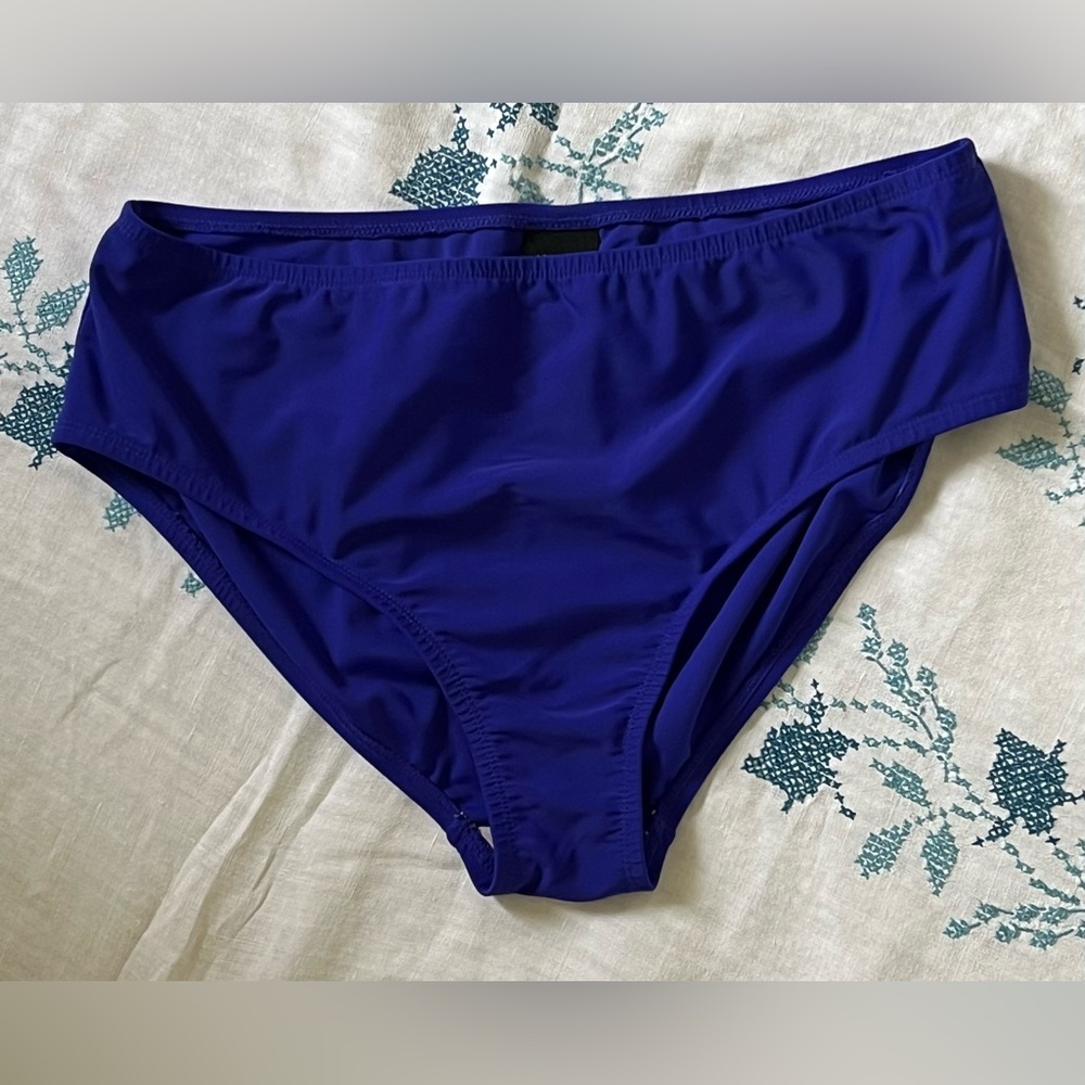 Mossimo Cobalt Blue Women’s Swim Bikini Bottom Medium Coverage EUC Sz 18W